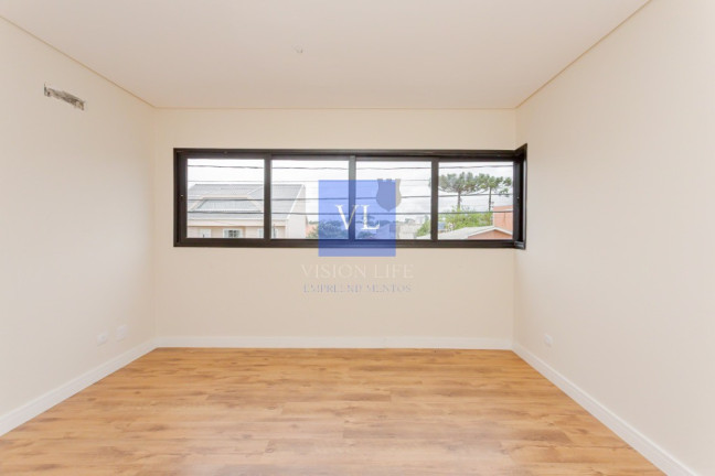 Imagem Casa com 3 Quartos à Venda, 145 m² em Tingui - Curitiba