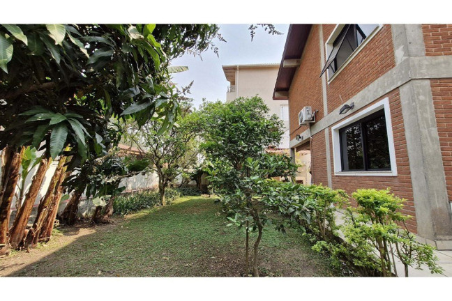 Imagem Casa com 3 Quartos à Venda, 535 m² em Vila Suzana - São Paulo Imagem Casa com 3 Quartos à Venda, 535 m² em Vila Suzana - São Paulo