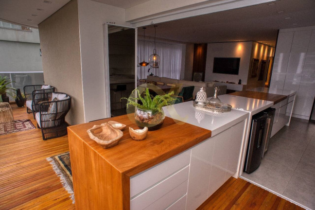 Imagem Apartamento para Alugar, 240 m² em Glória - Joinville
