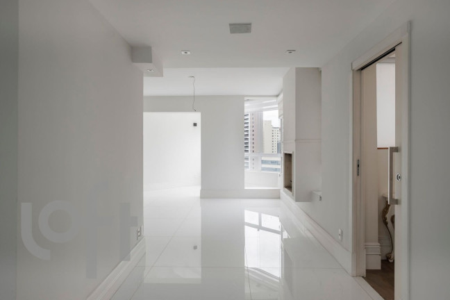 Imagem Cobertura com 3 Quartos à Venda, 250 m² em Vila Nova Conceição - São Paulo
