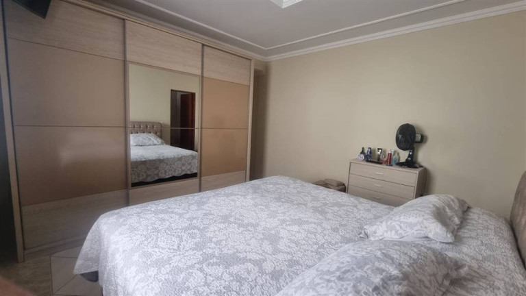 Imagem Casa com 3 Quartos à Venda, em Caiçara - Praia Grande Imagem Casa com 3 Quartos à Venda, em Caiçara - Praia Grande