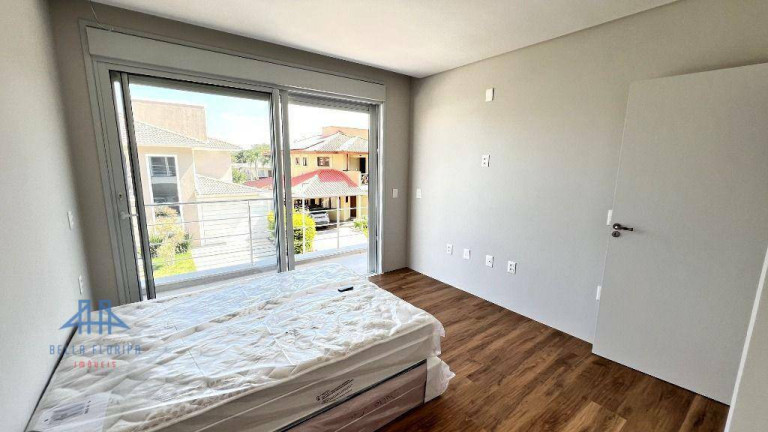 Imagem Casa com 3 Quartos à Venda, 226 m² em Vargem Pequena - Florianópolis Imagem Casa com 3 Quartos à Venda, 226 m² em Vargem Pequena - Florianópolis