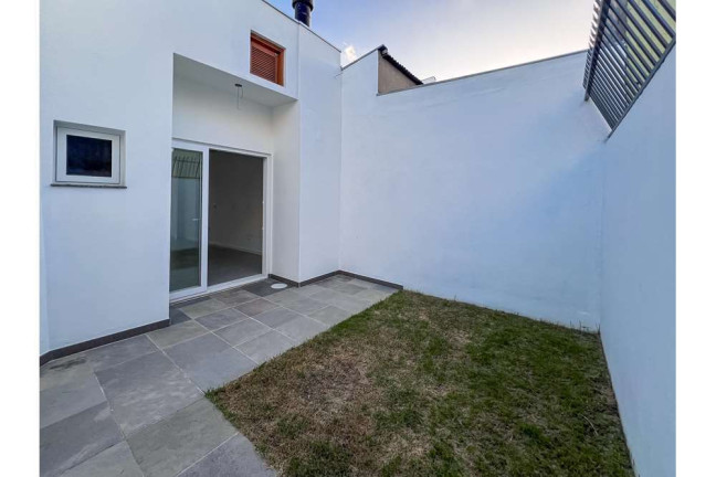 Imagem Casa com 3 Quartos à Venda, em Igara - Canoas Imagem Casa com 3 Quartos à Venda, em Igara - Canoas