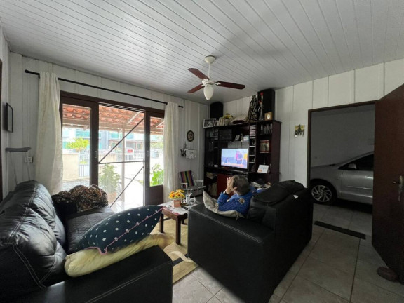Imagem Casa com 2 Quartos à Venda, 90 m² em Salinas - Balneário Barra Do Sul Imagem Casa com 2 Quartos à Venda, 90 m² em Salinas - Balneário Barra Do Sul