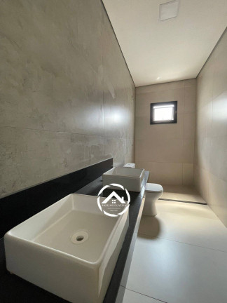Imagem Casa com 3 Quartos à Venda, 380 m² em Petrópolis - Várzea Grande Imagem Casa com 3 Quartos à Venda, 380 m² em Petrópolis - Várzea Grande