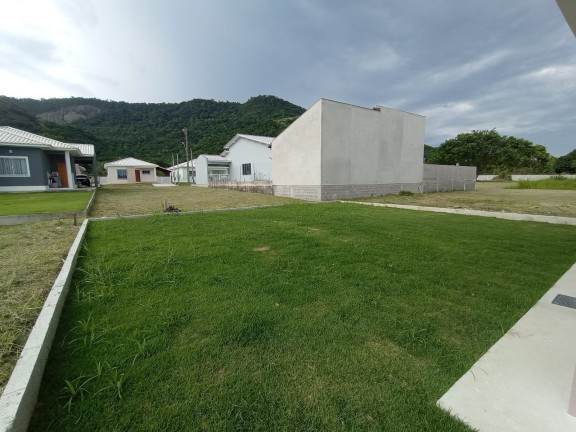Imagem Casa de Condomínio com 3 Quartos à Venda, 107 m² em São José Do Imbassaí - Maricá