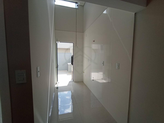 Imagem Imóvel com 2 Quartos à Venda, 69 m² Imagem Imóvel com 2 Quartos à Venda, 69 m²