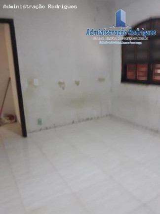Imagem Casa com 2 Quartos para Alugar, 360 m² em Nova Grécia - São Gonçalo Imagem Casa com 2 Quartos para Alugar, 360 m² em Nova Grécia - São Gonçalo