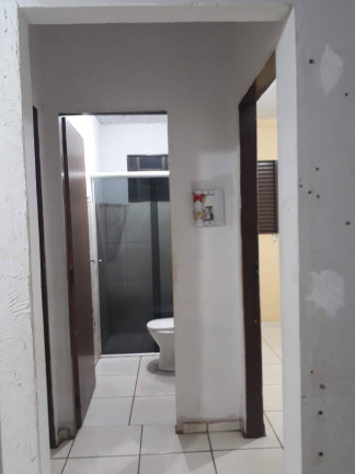 Imagem Casa com 2 Quartos à Venda, 200 m² em Cuiabá Imagem Casa com 2 Quartos à Venda, 200 m² em Cuiabá