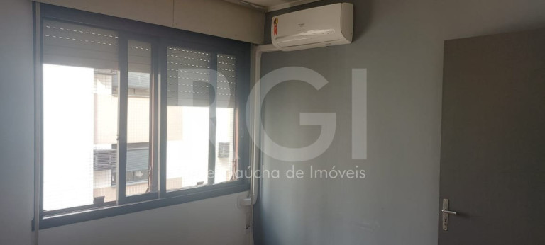 Imagem Apartamento com 1 Quarto à Venda ou Locação, 52 m² em Centro Histórico - Porto Alegre Imagem Apartamento com 1 Quarto à Venda ou Locação, 52 m² em Centro Histórico - Porto Alegre