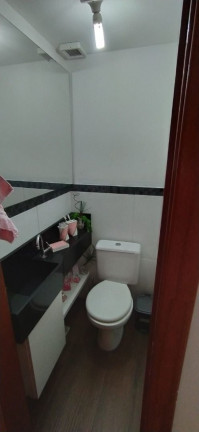 Imagem Imóvel com 3 Quartos à Venda, em Hípica - Porto Alegre Imagem Imóvel com 3 Quartos à Venda, em Hípica - Porto Alegre