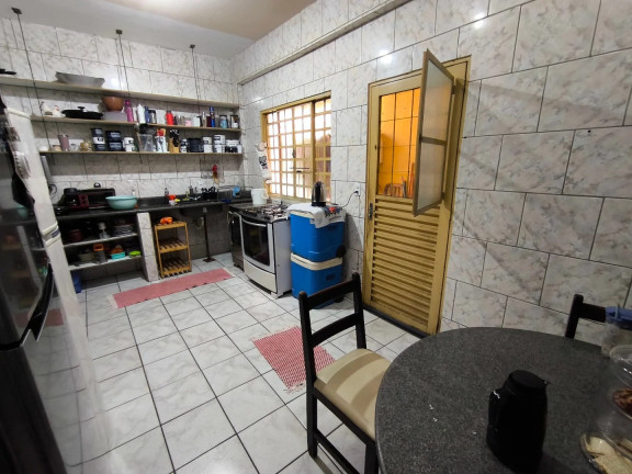 Imagem Casa com 6 Quartos à Venda, 311 m² em Jardim Da Luz - Goiania Imagem Casa com 6 Quartos à Venda, 311 m² em Jardim Da Luz - Goiania