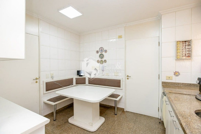 Imagem Apartamento com 3 Quartos à Venda, 225 m² em Itaim Bibi - São Paulo
