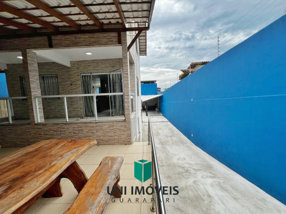 Imagem Casa com 4 Quartos à Venda,  em Setiba - Guarapari