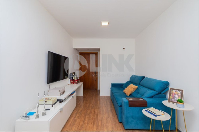 Imagem Apartamento com 3 Quartos à Venda, 79 m² em Higienópolis - Porto Alegre Imagem Apartamento com 3 Quartos à Venda, 79 m² em Higienópolis - Porto Alegre