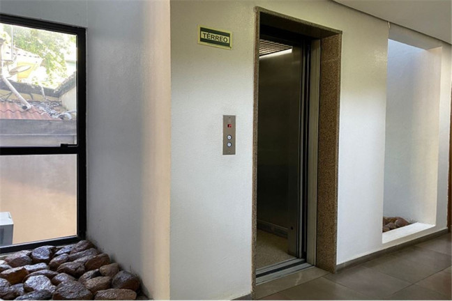 Imagem Sala Comercial à Venda, em Higienópolis - Porto Alegre Imagem Sala Comercial à Venda, em Higienópolis - Porto Alegre