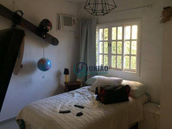 Imagem Casa com 3 Quartos à Venda, 500 m² em Pendotiba - Niterói