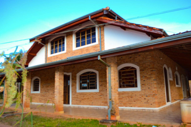 Imagem Chácara com 3 Quartos à Venda, 200 m² em Tampanhão - Jambeiro Imagem Chácara com 3 Quartos à Venda, 200 m² em Tampanhão - Jambeiro