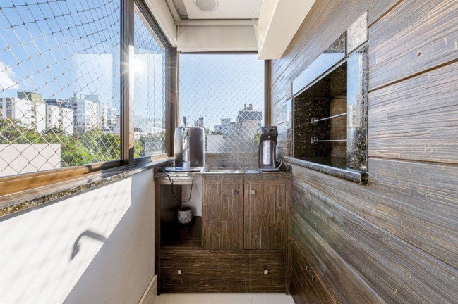 Imagem Apartamento com 2 Quartos à Venda, 80 m² em Mont Serrat - Porto Alegre Imagem Apartamento com 2 Quartos à Venda, 80 m² em Mont Serrat - Porto Alegre