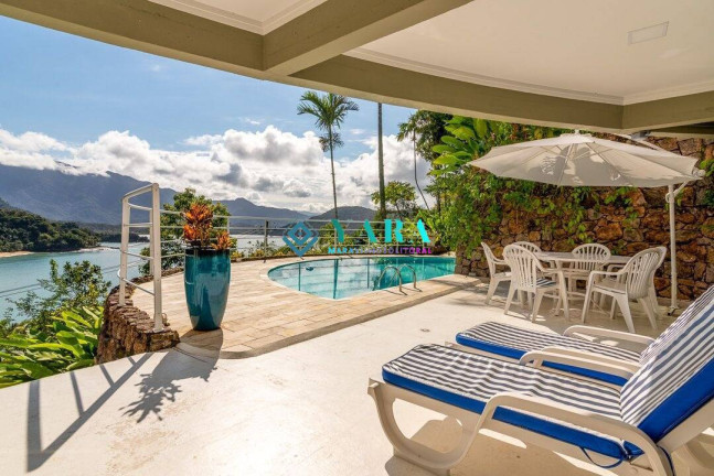Casa com 4 Quartos à Venda, 2.440 m² em Praia Vermelha Do Sul - Ubatuba