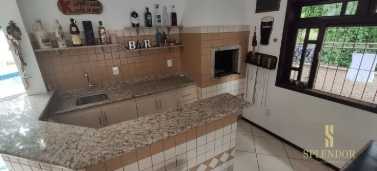 Imagem Casa com 3 Quartos à Venda, 230 m² em Velha - Blumenau Imagem Casa com 3 Quartos à Venda, 230 m² em Velha - Blumenau