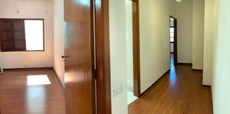 Imagem Casa com 3 Quartos à Venda, 299 m² em Vila Monumento - São Paulo