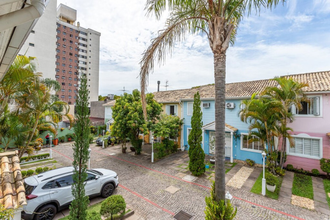 Imagem Casa de Condomínio com 2 Quartos à Venda, 104 m² em Sarandi - Porto Alegre Imagem Casa de Condomínio com 2 Quartos à Venda, 104 m² em Sarandi - Porto Alegre