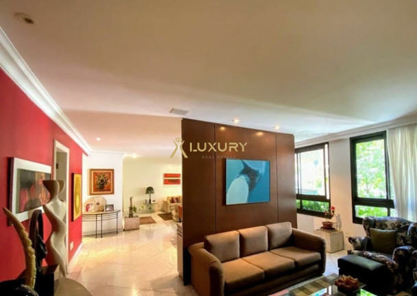 Imagem Imóvel com 4 Quartos à Venda, 230 m² em Lourdes - Belo Horizonte Imagem Imóvel com 4 Quartos à Venda, 230 m² em Lourdes - Belo Horizonte