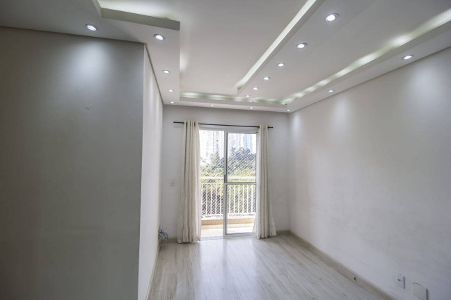 Imagem Apartamento com 3 Quartos à Venda, 69 m² em Jardim Tupanci - Barueri