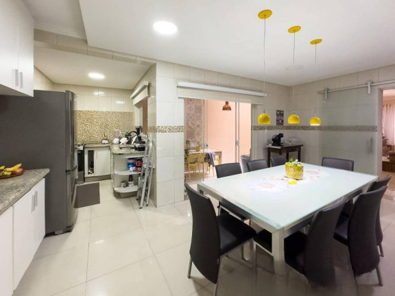 Imagem Casa com 4 Quartos à Venda, 250 m² em Vila Gomes Cardim - São Paulo