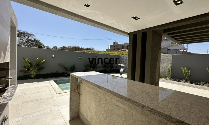 Imagem Casa com 3 Quartos à Venda, 265 m² em Jardins Capri - Senador Canedo Imagem Casa com 3 Quartos à Venda, 265 m² em Jardins Capri - Senador Canedo