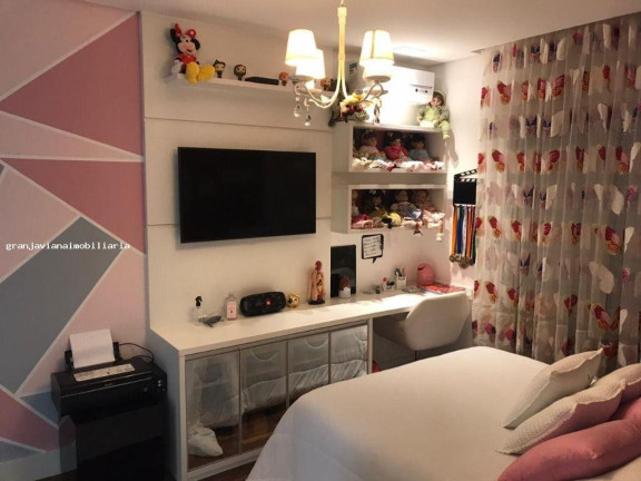 Imagem Casa à Venda, em São Paulo 2 - Cotia Imagem Casa à Venda, em São Paulo 2 - Cotia