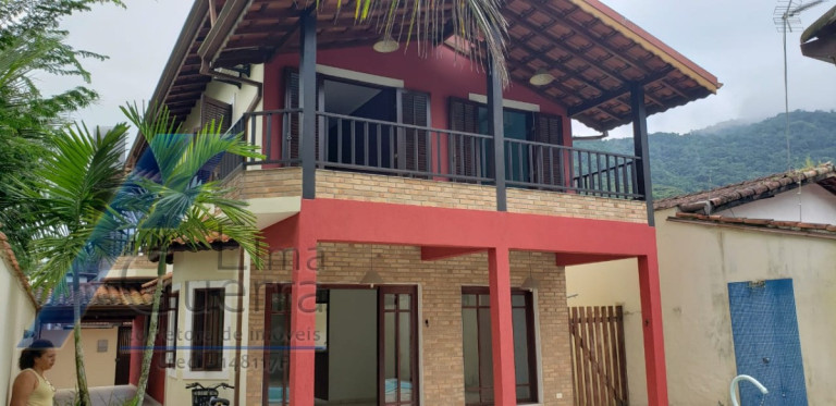 Imagem Casa com 4 Quartos à Venda, 227 m² em Centro - Ubatuba Imagem Casa com 4 Quartos à Venda, 227 m² em Centro - Ubatuba