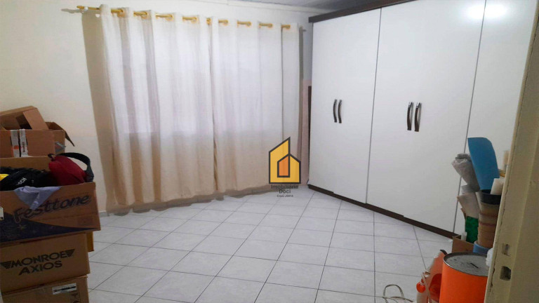 Imagem Casa com 3 Quartos à Venda, 238 m² em Porto Das Laranjeiras - Araucária Imagem Casa com 3 Quartos à Venda, 238 m² em Porto Das Laranjeiras - Araucária