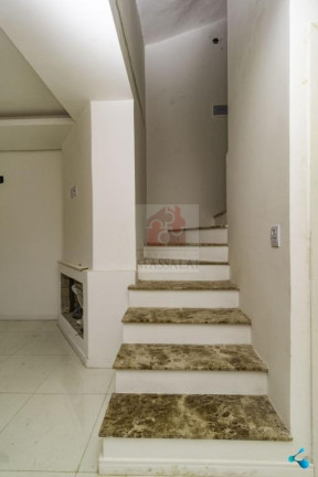 Imagem Casa com 3 Quartos à Venda, 180 m² em Guarujá - Porto Alegre Imagem Casa com 3 Quartos à Venda, 180 m² em Guarujá - Porto Alegre
