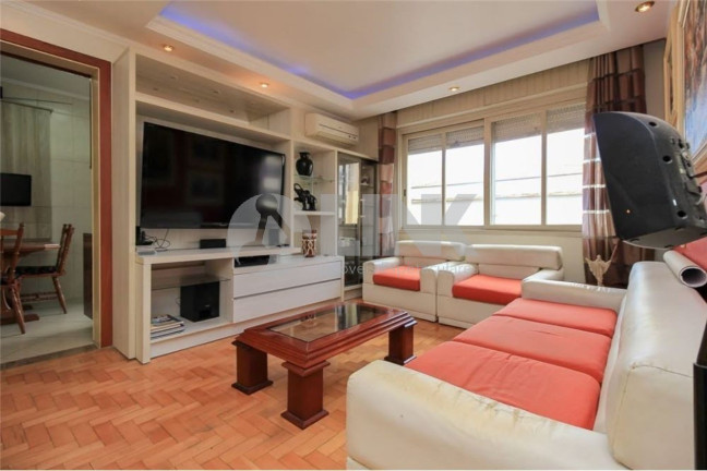 Imagem Apartamento com 3 Quartos à Venda, 94 m² em Higienópolis - Porto Alegre Imagem Apartamento com 3 Quartos à Venda, 94 m² em Higienópolis - Porto Alegre