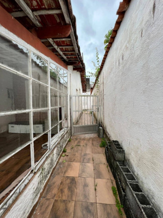 Imagem Casa com 2 Quartos à Venda, 360 m² em Canto Do Forte - Praia Grande