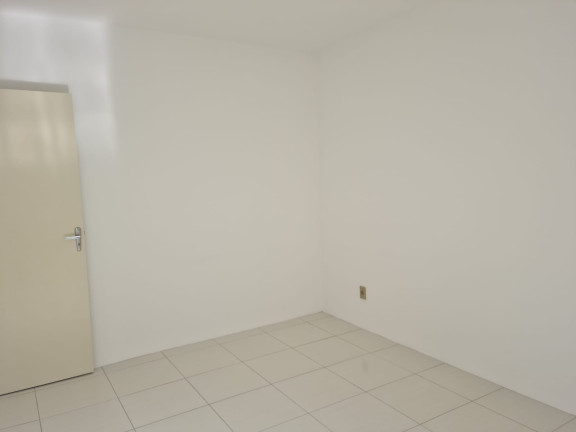Imagem Apartamento com 2 Quartos à Venda, 70 m² em Coqueiros - Florianópolis
