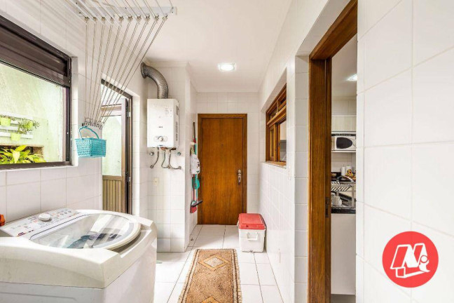 Imagem Apartamento com 3 Quartos à Venda, 201 m² em Vila Ipiranga - Porto Alegre Imagem Apartamento com 3 Quartos à Venda, 201 m² em Vila Ipiranga - Porto Alegre