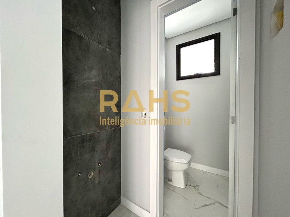 Imagem Casa com 3 Quartos à Venda, 158 m² em América - Joinville Imagem Casa com 3 Quartos à Venda, 158 m² em América - Joinville