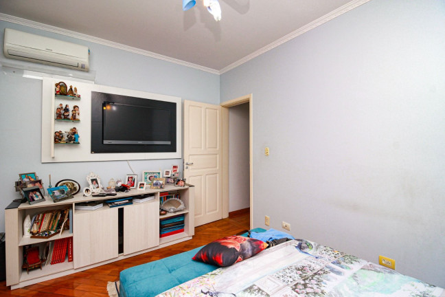 Imagem Casa com 4 Quartos à Venda, 575 m² em Encruzilhada - Santos Imagem Casa com 4 Quartos à Venda, 575 m² em Encruzilhada - Santos