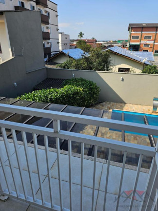 Imagem Sobrado com 3 Quartos à Venda, 295 m² em Bucarein - Joinville Imagem Sobrado com 3 Quartos à Venda, 295 m² em Bucarein - Joinville