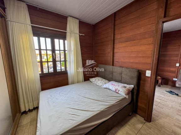 Imagem Casa com 3 Quartos à Venda, 120 m² em Barra Do Sai - Itapoá