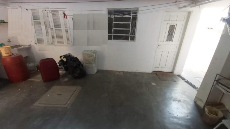 Imagem Casa com 9 Quartos à Venda, 196 m² em Helena Maria - Osasco Imagem Casa com 9 Quartos à Venda, 196 m² em Helena Maria - Osasco