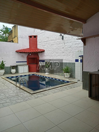 Imagem Casa com 4 Quartos à Venda, 399 m² em Aleixo - Manaus Imagem Casa com 4 Quartos à Venda, 399 m² em Aleixo - Manaus
