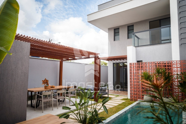 Imagem Casa com 4 Quartos à Venda, 131 m² em Pires Façanha - Eusébio Imagem Casa com 4 Quartos à Venda, 131 m² em Pires Façanha - Eusébio