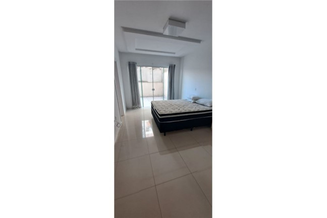 Imagem Apartamento à Venda, 9.300 m² em Meia Praia - Itapema Imagem Apartamento à Venda, 9.300 m² em Meia Praia - Itapema