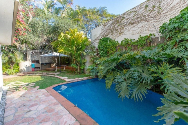 Casa com 3 Quartos à Venda, 513 m² em Pacaembu - São Paulo
