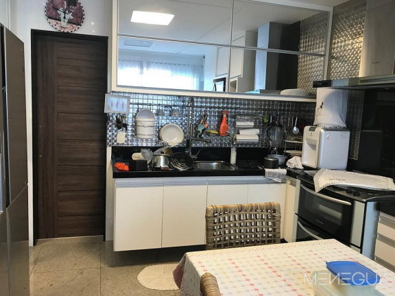 Apartamento com 4 Quartos à Venda, 180 m² em Centro - Guarapari