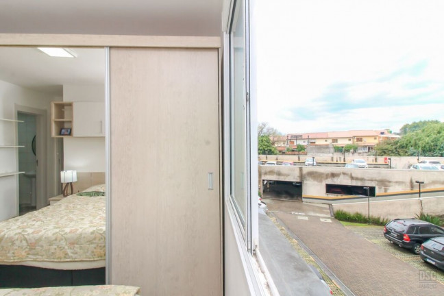 Imagem Imóvel com 2 Quartos à Venda, 56 m² em Cavalhada - Porto Alegre Imagem Imóvel com 2 Quartos à Venda, 56 m² em Cavalhada - Porto Alegre